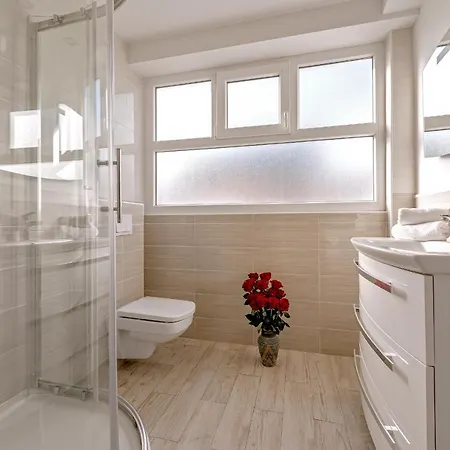 Zvonko Apartment *
